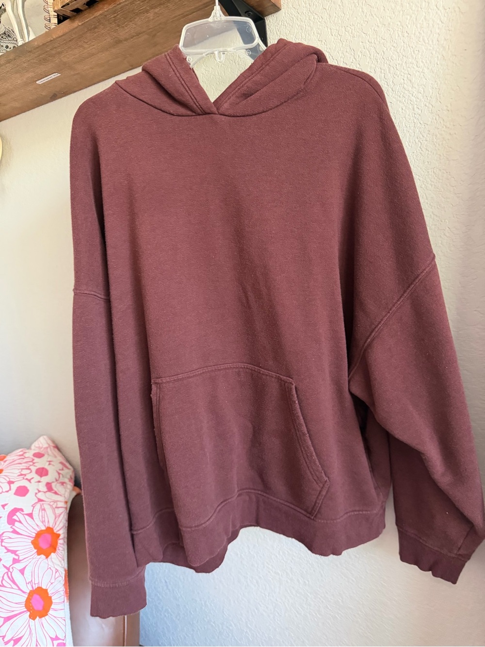 nuuds Vintage Fleece TX Strong Hoodie in Black Cherry